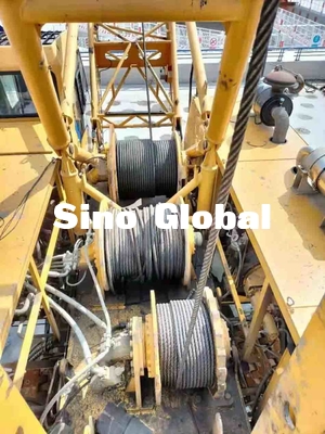 XCMG XGC100は100トンの持ち上がる容量のクローラー クレーンを使用した